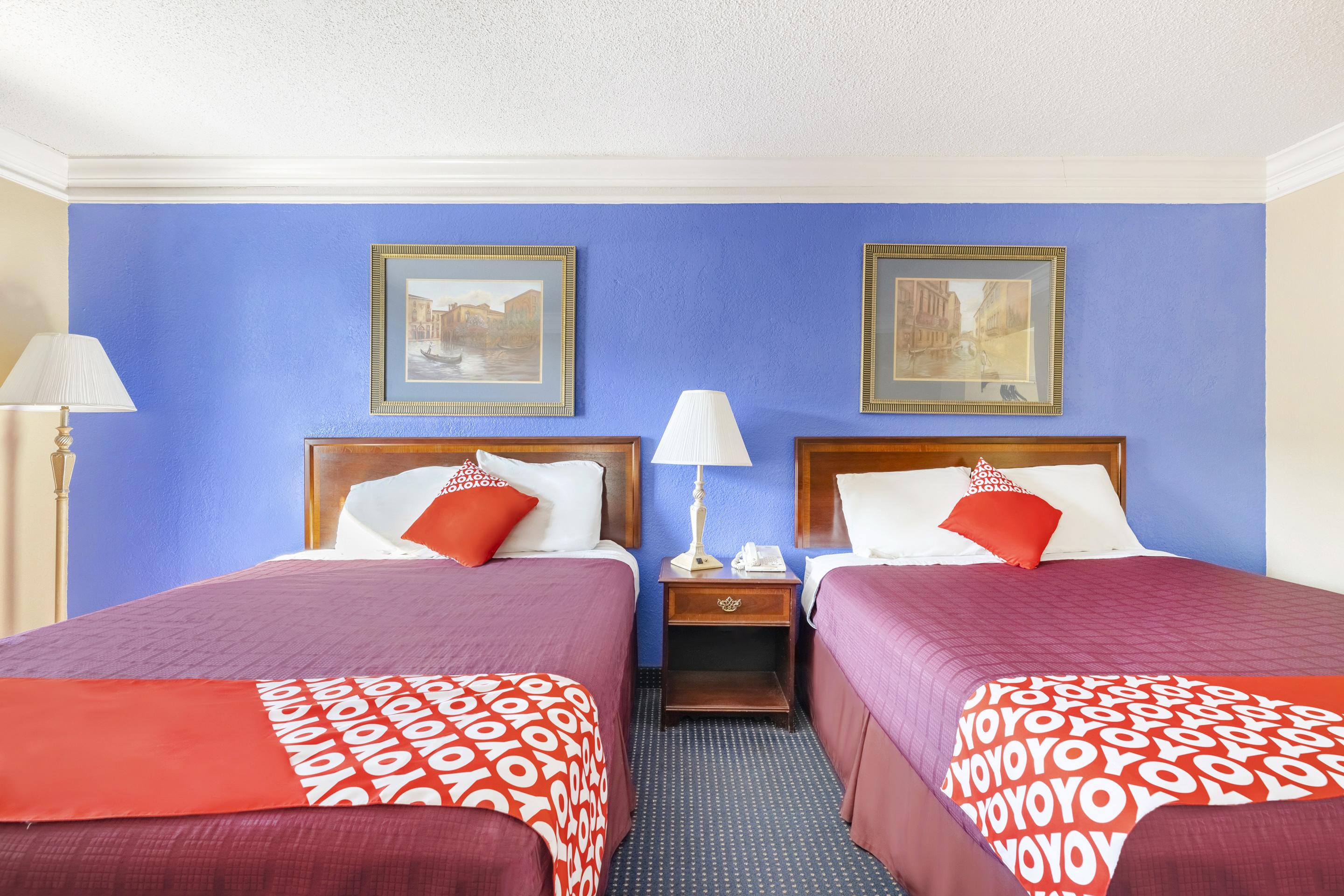 Oyo Hotel Rome Ga Historic District Bagian luar foto