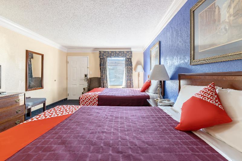 Oyo Hotel Rome Ga Historic District Bagian luar foto